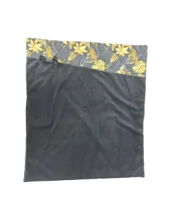 FERA Coperta con fiocco per cani e gatti 64 x 82cm